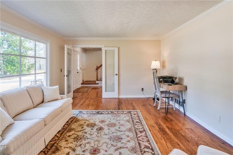 3 bedroom, 3 bathroom, 2,276 sq ft single family residence for rent at 4010 Mansion Drive, Marietta, GA 30062 for $2,850 a month — photo 6