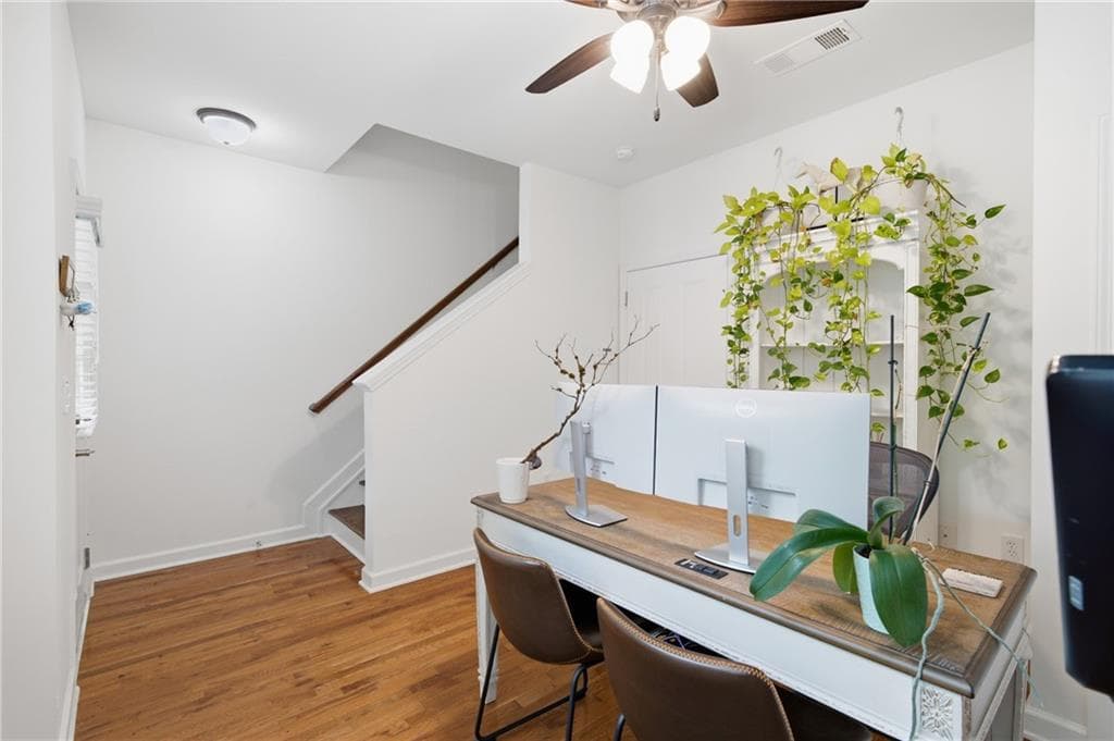1 bedroom, 2 bathroom, 1,237 sq ft townhouse for rent at 1231 Ashford Creek Park, Brookhaven, GA 30319 for $2,695 a month — photo 6