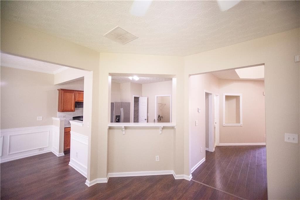 4 bedroom, 3 bathroom, 1,923 sq ft single family residence under contract at 4624 Windale Drive, Lawrenceville, GA 30044 — photo 6