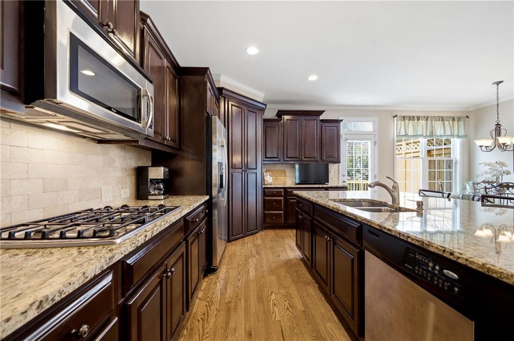 3 bedroom, 3 bathroom, 2,068 sq ft townhouse for sale at 1258 Discover Green Lane, Mableton, GA 30126 — photo 9