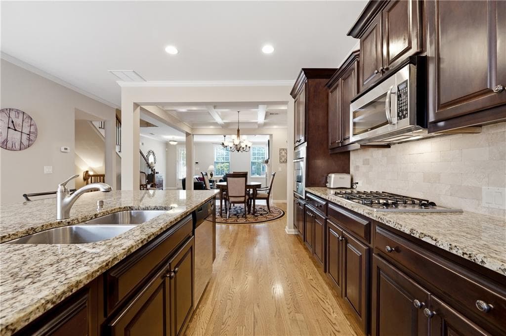 3 bedroom, 3 bathroom, 2,068 sq ft townhouse for sale at 1258 Discover Green Lane, Mableton, GA 30126 — photo 10