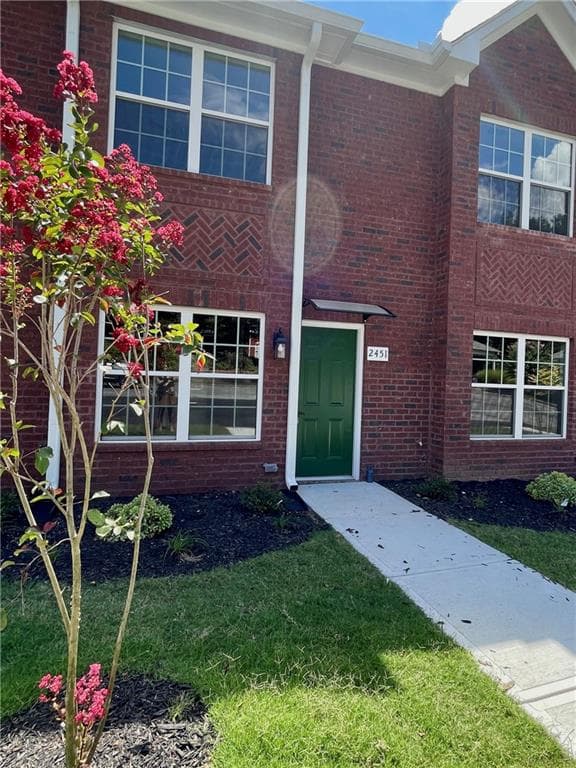 3 bedroom, 2 bathroom, 1,500 sq ft condominium for sale at 2451 Terrace View Nw, Gainesville, GA 30501 — photo 5