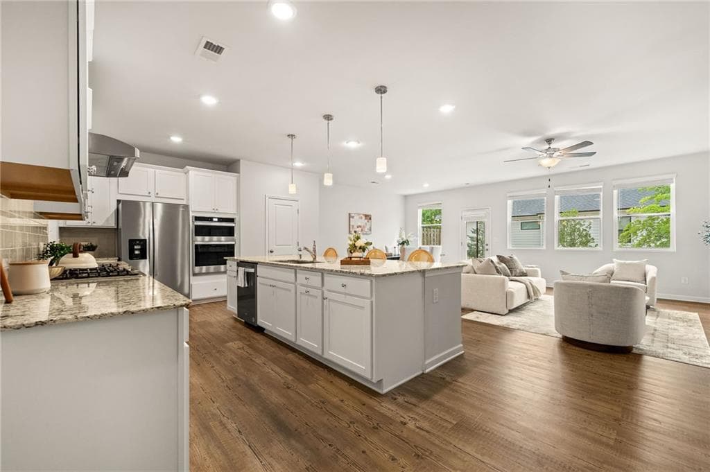 3 bedroom, 3 bathroom, 2,302 sq ft townhouse for sale at 3524 Senna Road, Duluth, GA 30096 — photo 8
