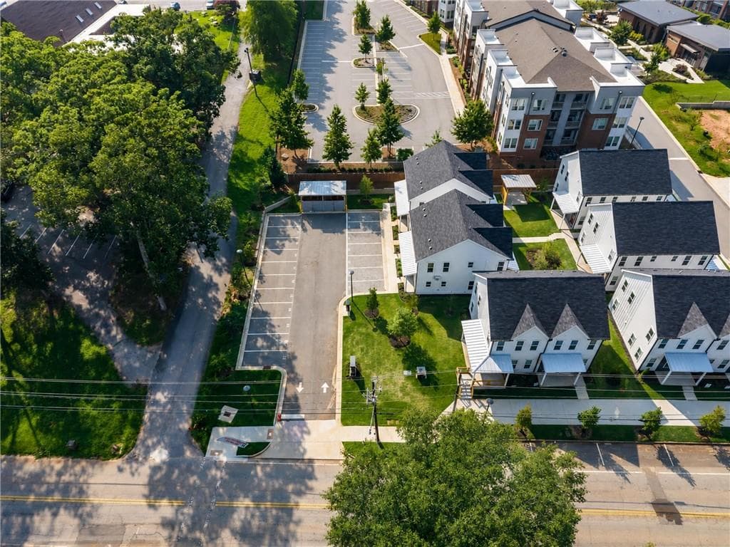 2 bedroom, 2 bathroom, 1,100 sq ft townhouse for sale at 721 Fayetteville Road 609, Atlanta, GA 30316 — photo 3