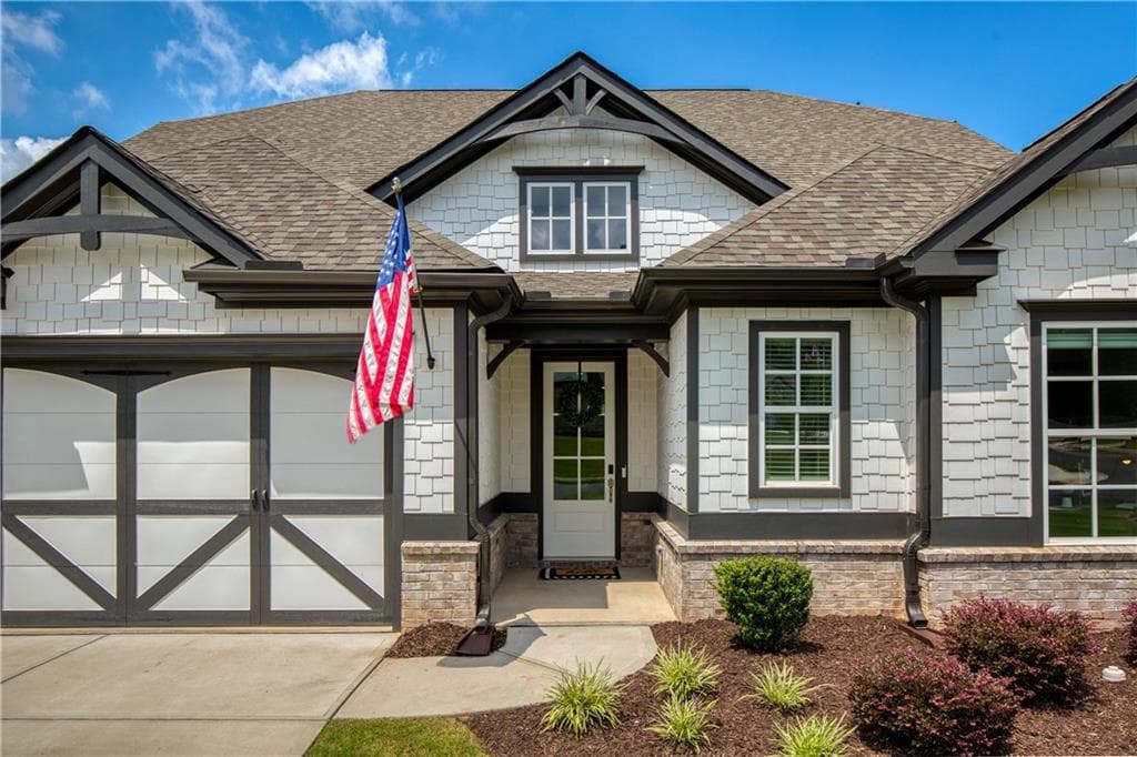 4 bedroom, 4 bathroom, 3,298 sq ft single family residence for sale at 2635 Yellowstone Farm Drive, Cumming, GA 30028 — photo 2