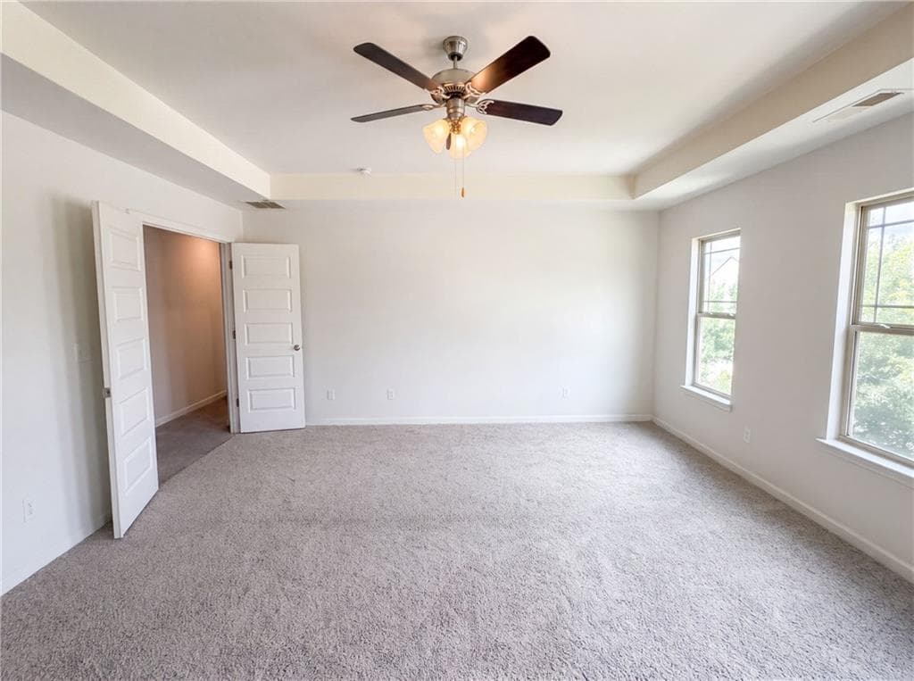 5 bedroom, 3 bathroom, 2,750 sq ft single family residence under contract at 2769 Trebek Court, Mcdonough, GA 30253 — photo 4