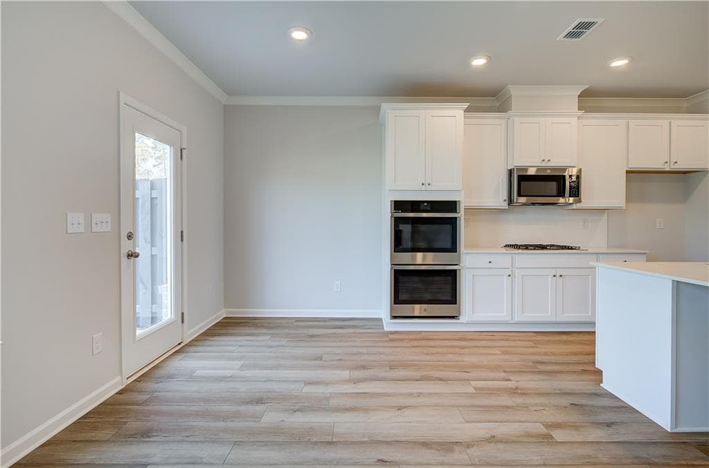 3 bedroom, 3 bathroom, 1,849 sq ft townhouse for sale at 3663 Donovan Circle, Loganville, GA 30052 — photo 9