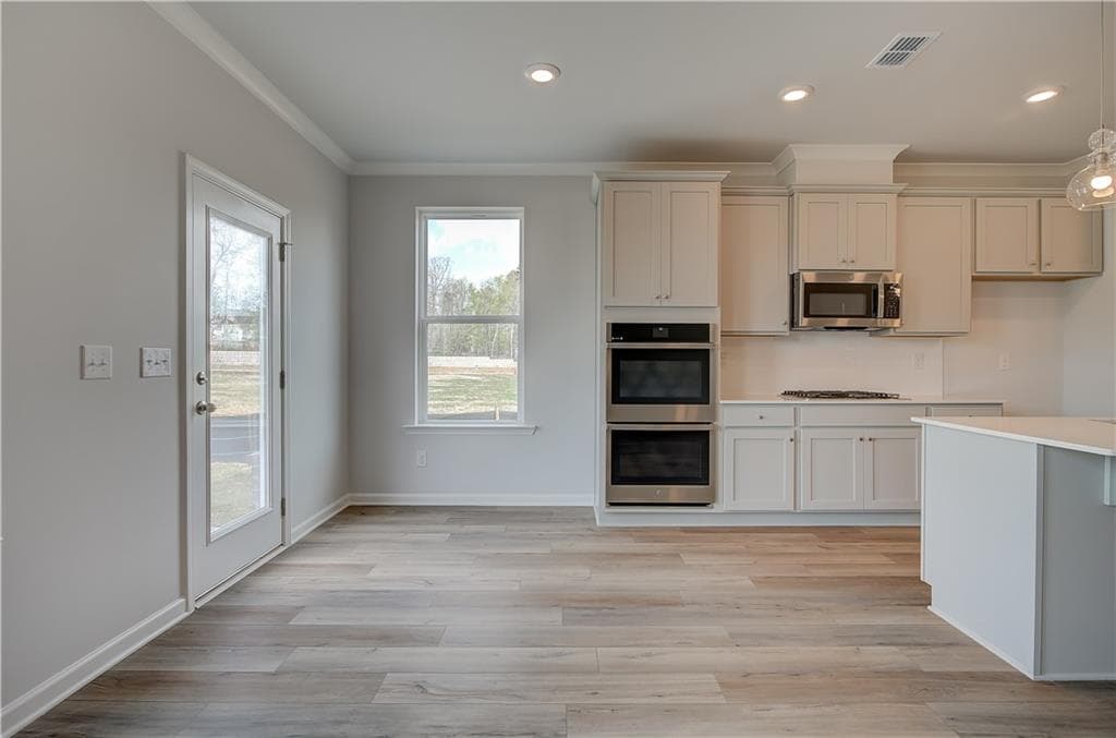 3 bedroom, 3 bathroom, 1,849 sq ft townhouse for sale at 3659 Donovan Circle, Loganville, GA 30052 — photo 9