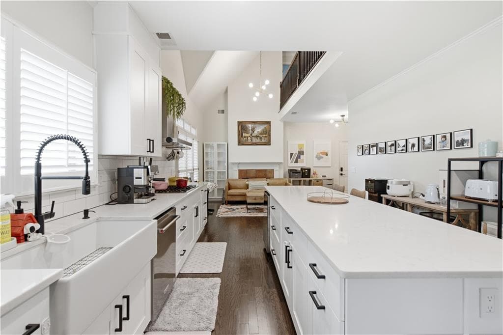 4 bedroom, 4 bathroom, 3,651 sq ft single family residence for rent at 303 Declaire Way, Marietta, GA 30067 for $4,750 a month — photo 10