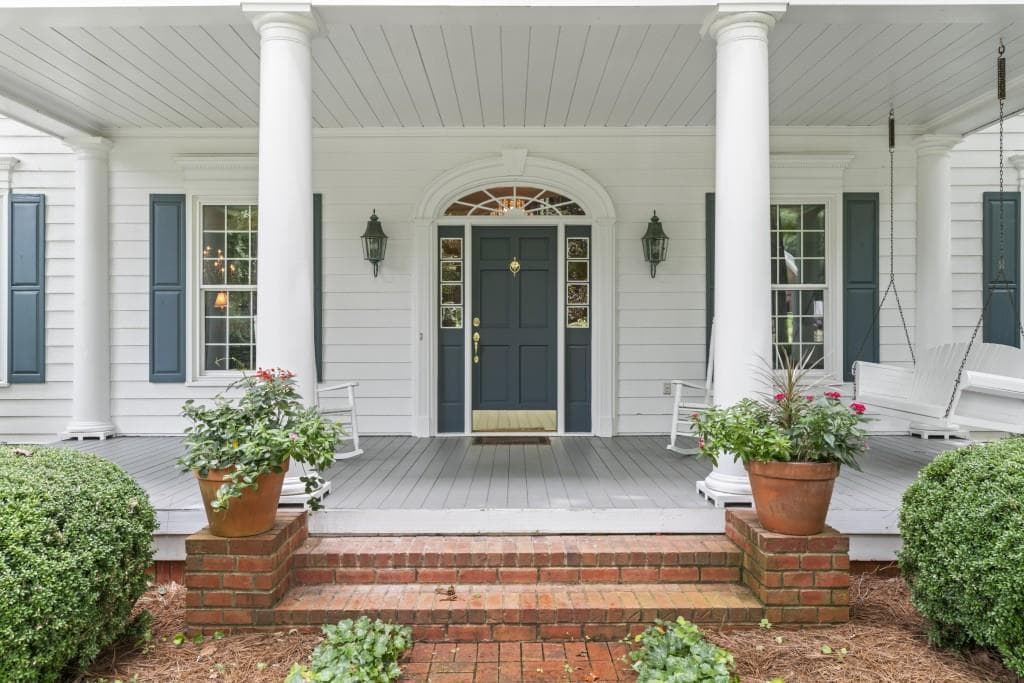 6 bedroom, 6 bathroom, 5,641 sq ft single family residence under contract at 4728 Talleybrook Drive, Kennesaw, GA 30152 — photo 5