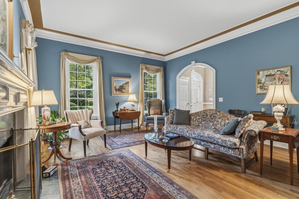6 bedroom, 6 bathroom, 5,641 sq ft single family residence under contract at 4728 Talleybrook Drive, Kennesaw, GA 30152 — photo 9