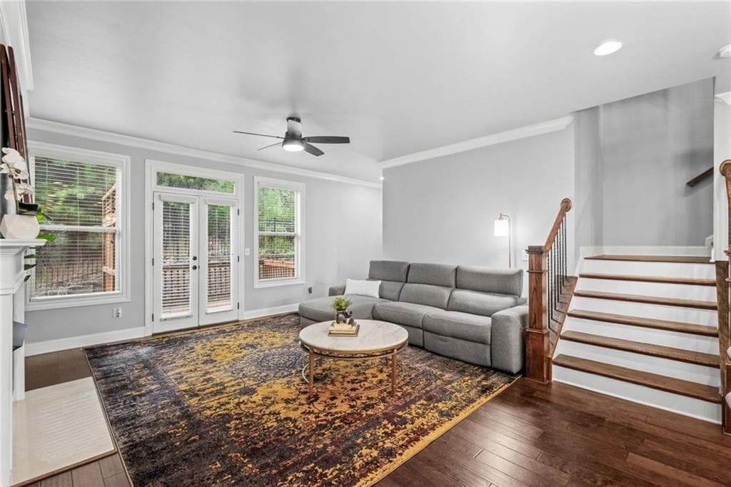 4 bedroom, 4 bathroom, 2,346 sq ft townhouse for sale at 1044 Township Square, Alpharetta, GA 30022 — photo 8