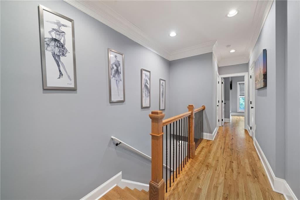 3 bedroom, 4 bathroom, 2,099 sq ft townhouse for sale at 2566 Crescent Park Court 634, Atlanta, GA 30339 — photo 8