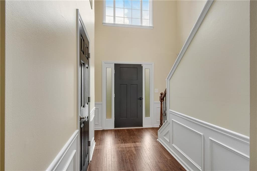 4 bedroom, 3 bathroom, 2,332 sq ft single family residence for rent at 1735 Berry Court, Cumming, GA 30041 for $2,700 a month — photo 3