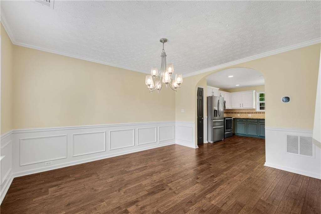 4 bedroom, 3 bathroom, 2,332 sq ft single family residence for rent at 1735 Berry Court, Cumming, GA 30041 for $2,700 a month — photo 5