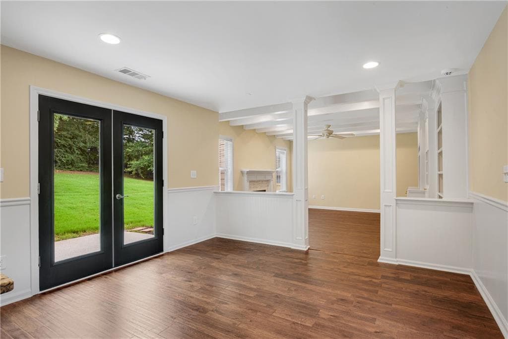 4 bedroom, 3 bathroom, 2,332 sq ft single family residence for rent at 1735 Berry Court, Cumming, GA 30041 for $2,700 a month — photo 9