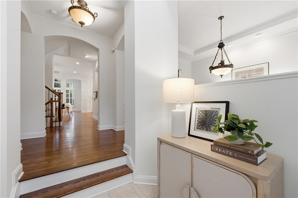 3 bedroom, 4 bathroom, 3,620 sq ft townhouse for sale at 5806 Riverstone Circle 10, Atlanta, GA 30339 — photo 3