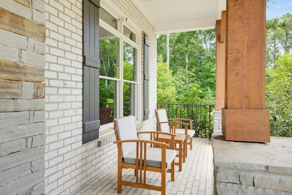 5 bedroom, 6 bathroom, 4,692 sq ft single family residence for sale at 14180 Reserve Manor Lane, Roswell, GA 30075 — photo 3