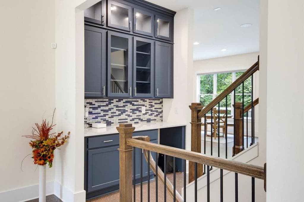 5 bedroom, 6 bathroom, 4,692 sq ft single family residence for sale at 14180 Reserve Manor Lane, Roswell, GA 30075 — photo 8