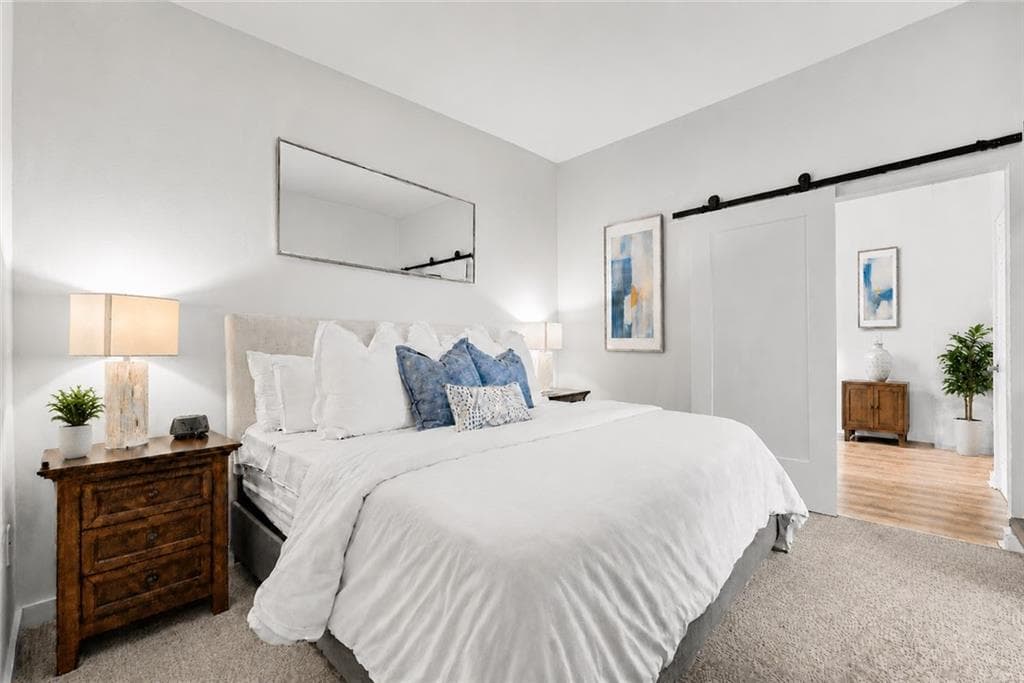 1 bedroom, 1 bathroom, 824 sq ft condominium under contract at 3300 Windy Ridge Parkway 1007, Atlanta, GA 30339 — photo 10