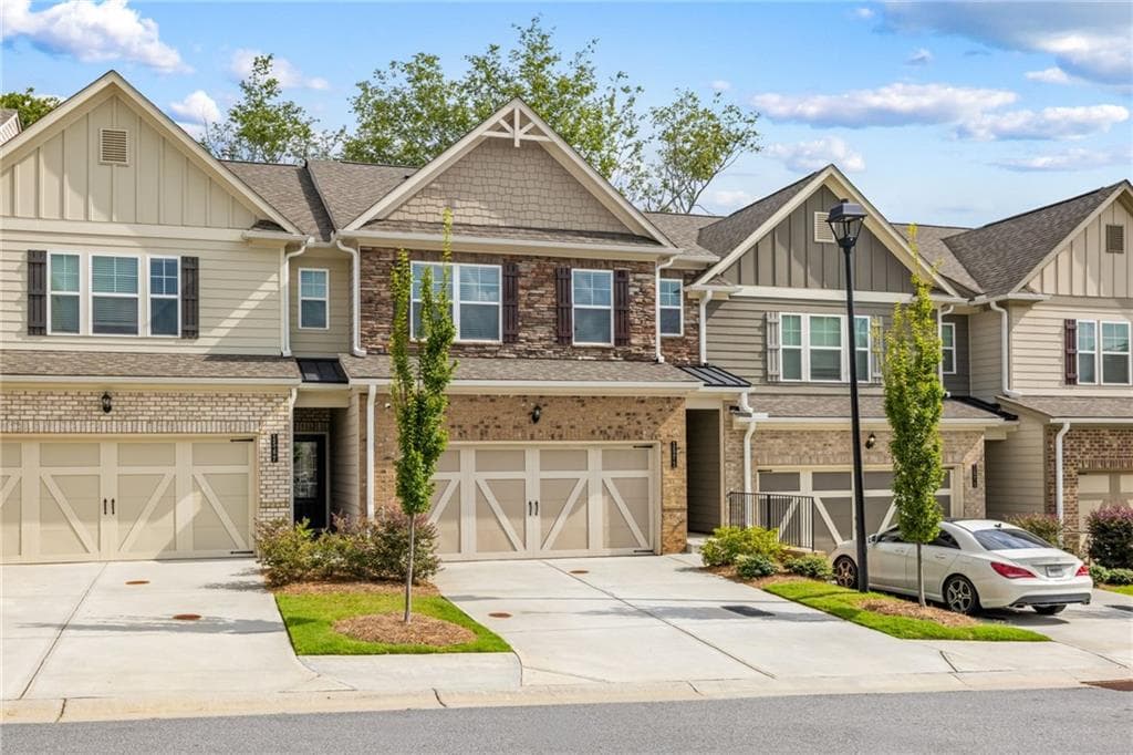 3 bedroom, 3 bathroom, 1,848 sq ft townhouse for sale at 1571 Summer Song Drive, Marietta, GA 30067 — photo 2