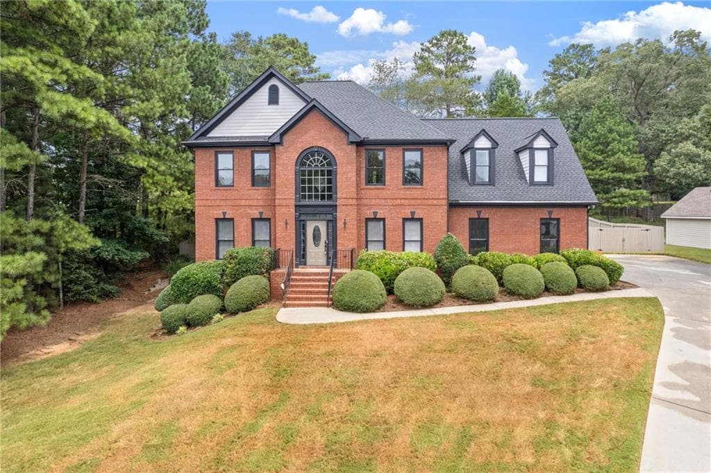 5 bedroom, 3 bathroom, 4,837 sq ft single family residence for sale at 2310 Pine Haven Court, Grayson, GA 30017 — photo 3
