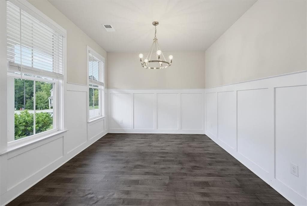 4 bedroom, 3 bathroom, 2,207 sq ft single family residence under contract at 676 Ragan Court, Social Circle, GA 30025 — photo 7