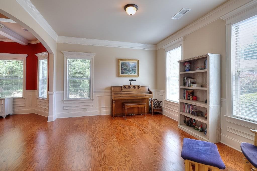 5 bedroom, 4 bathroom, 2,962 sq ft single family residence under contract at 2597 Corey Park Drive, Loganville, GA 30052 — photo 7