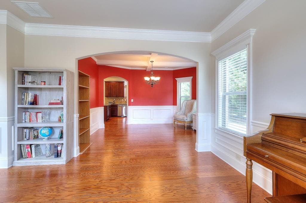 5 bedroom, 4 bathroom, 2,962 sq ft single family residence under contract at 2597 Corey Park Drive, Loganville, GA 30052 — photo 8