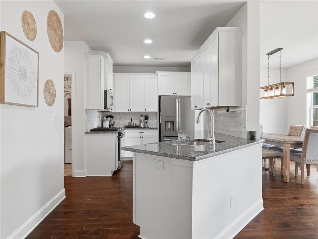3 bedroom, 3 bathroom, 1,868 sq ft single family residence for sale at 147 Fieldbrook Crossing, Canton, GA 30115 — photo 7