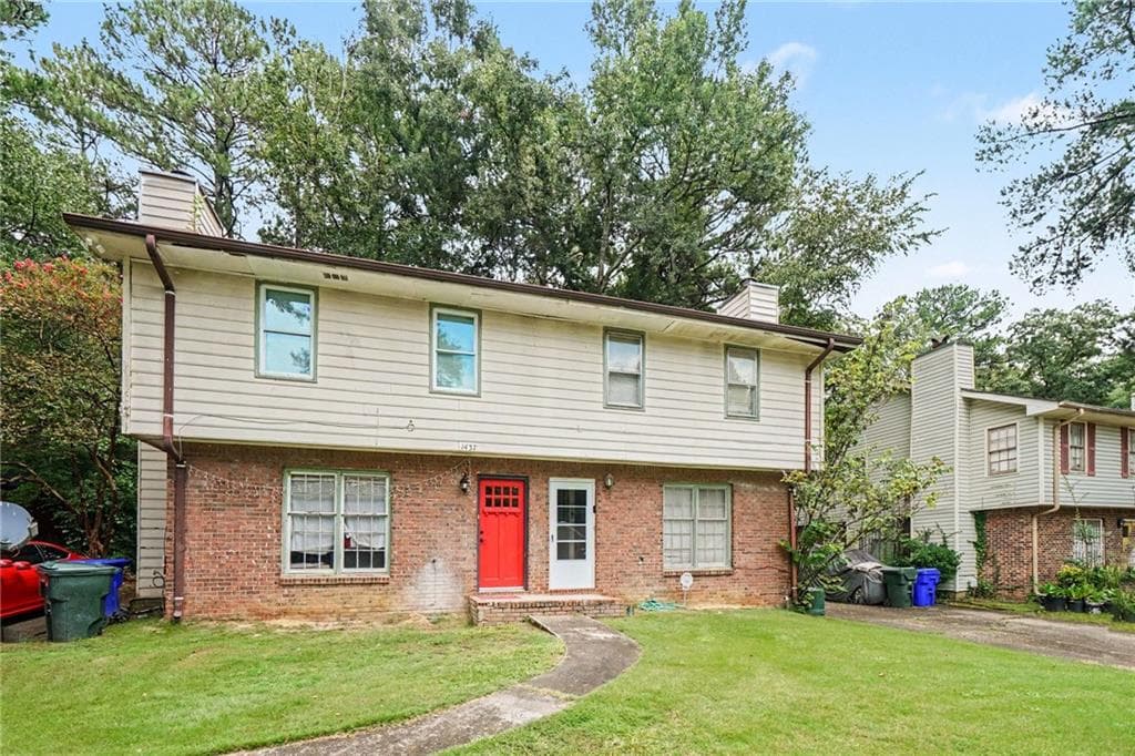 3 bedroom, 2 bathroom, 626 sq ft townhouse for sale at 1435 Forest Villa Drive, Conyers, GA 30012 — photo 2
