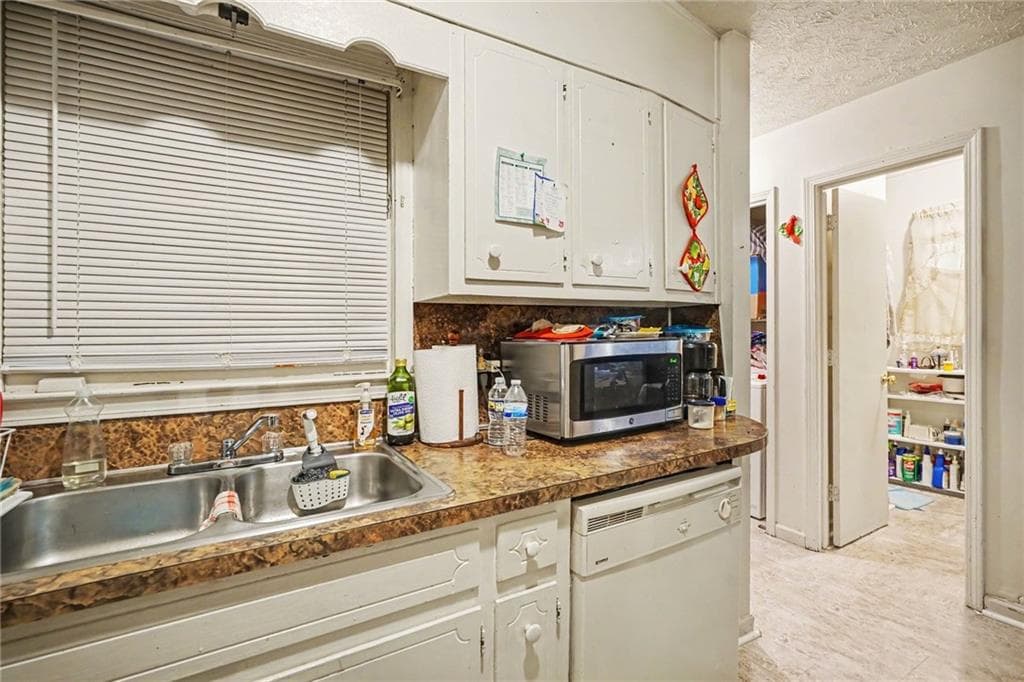 3 bedroom, 2 bathroom, 626 sq ft townhouse for sale at 1435 Forest Villa Drive, Conyers, GA 30012 — photo 6
