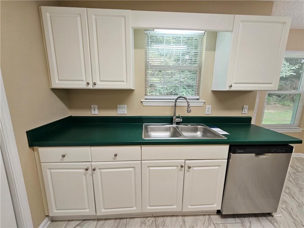 3 bedroom, 2 bathroom, 1,226 sq ft single family residence under contract at 603 Fieldcrest Drive, Mcdonough, GA 30253 — photo 9