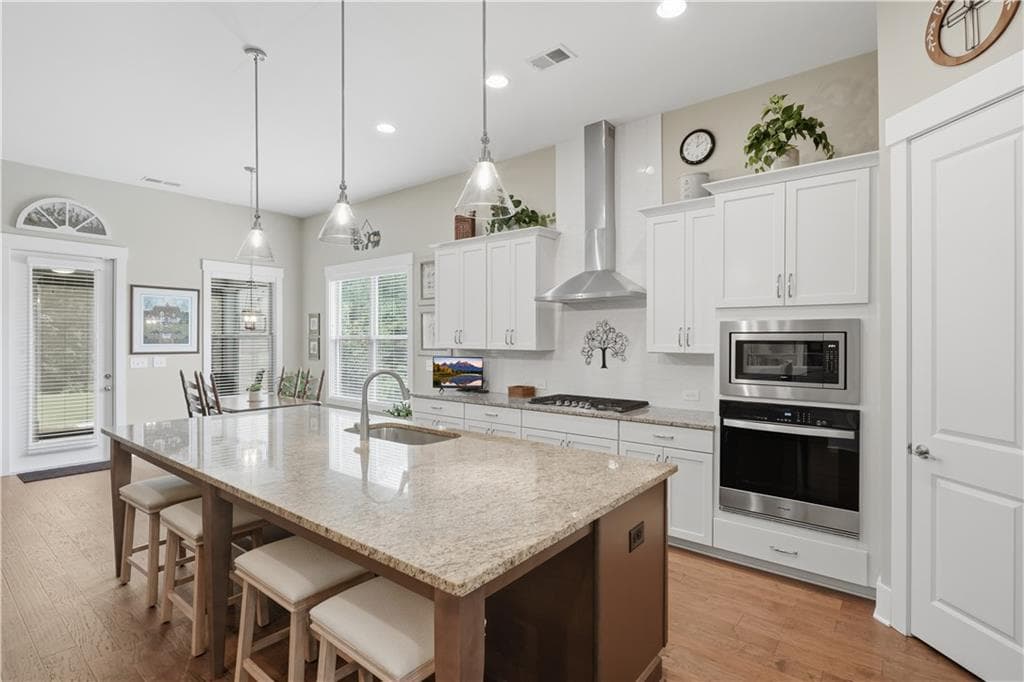 2 bedroom, 2 bathroom, 2,114 sq ft single family residence for sale at 404 Northside Drive, Canton, GA 30115 — photo 10