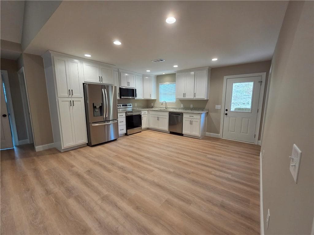 3 bedroom, 2 bathroom, 1,400 sq ft single family residence for rent at 83 Charlie Lemley Road, Dawsonville, GA 30534 for $2,075 a month — photo 3
