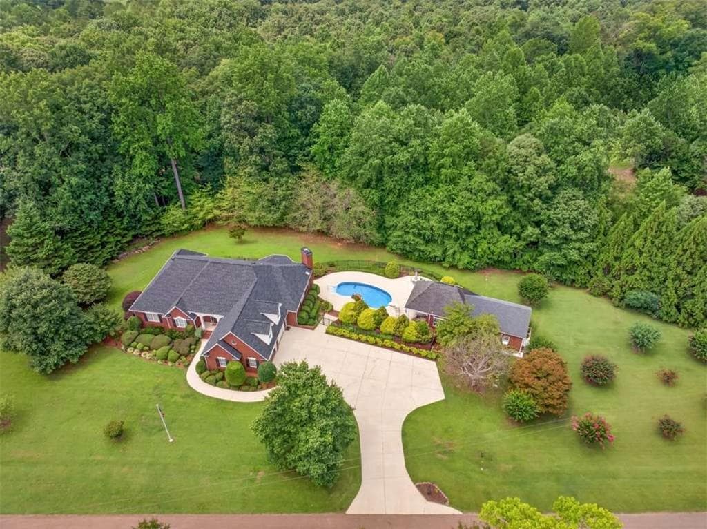 4 bedroom, 4 bathroom, 3,582 sq ft single family residence for sale at 1077 Scales Creek Road, Homer, GA 30547