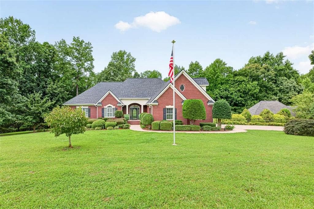 4 bedroom, 4 bathroom, 3,582 sq ft single family residence for sale at 1077 Scales Creek Road, Homer, GA 30547 — photo 2