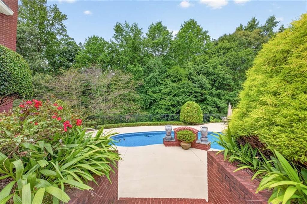 4 bedroom, 4 bathroom, 3,582 sq ft single family residence for sale at 1077 Scales Creek Road, Homer, GA 30547 — photo 4