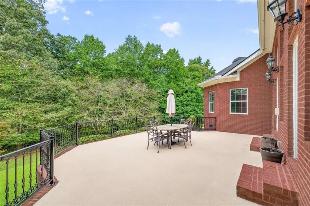 4 bedroom, 4 bathroom, 3,582 sq ft single family residence for sale at 1077 Scales Creek Road, Homer, GA 30547 — photo 6