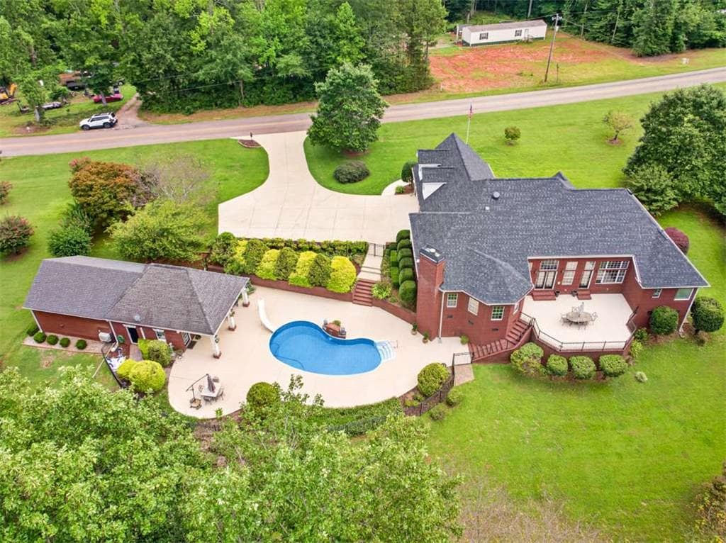 4 bedroom, 4 bathroom, 3,582 sq ft single family residence for sale at 1077 Scales Creek Road, Homer, GA 30547 — photo 9