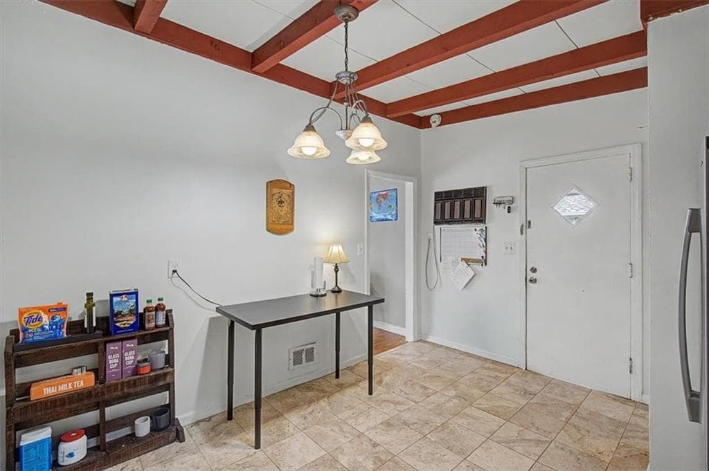 3 bedroom, 2 bathroom, 1,150 sq ft single family residence for sale at 134 Larose Circle, Marietta, GA 30060 — photo 10