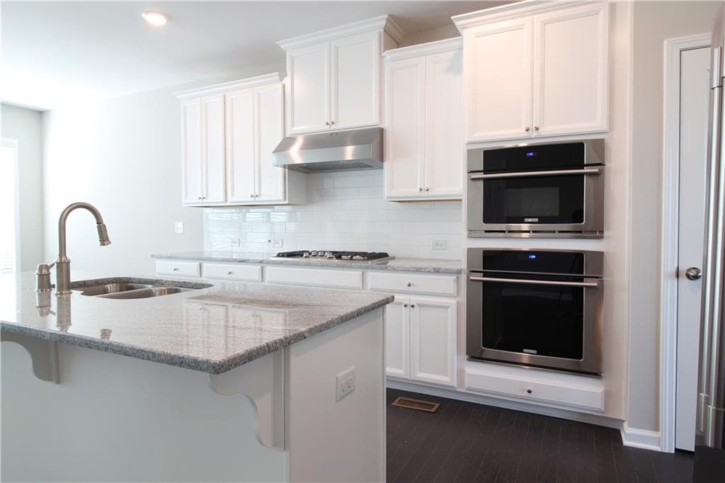 4 bedroom, 4 bathroom, 2,269 sq ft townhouse for rent at 271 Northaven Avenue, Suwanee, GA 30024 for $2,700 a month — photo 8