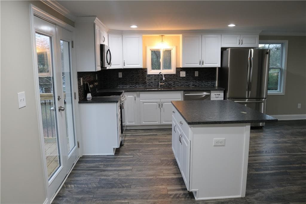 3 bedroom, 2 bathroom, 1,330 sq ft single family residence for sale at 16 Dodson Road, Cartersville, GA 30120 — photo 5