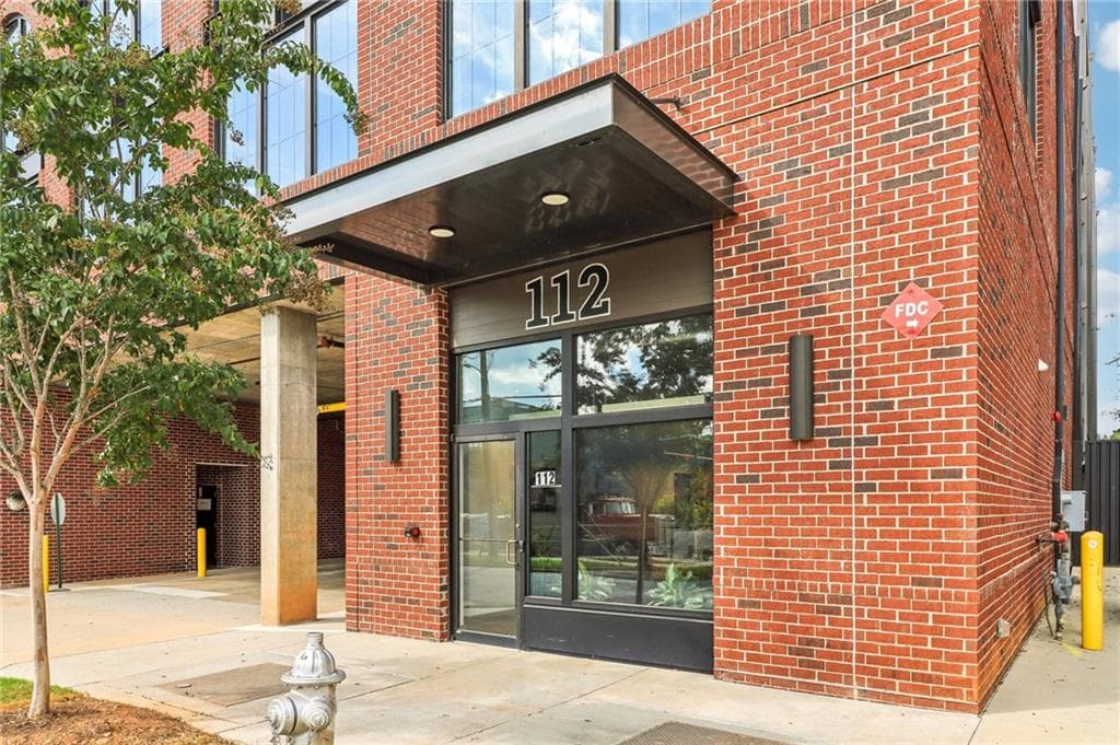 2 bedroom, 2 bathroom, 1,449 sq ft condominium for sale at 112 Rogers Street 206, Atlanta, GA 30317 — photo 4