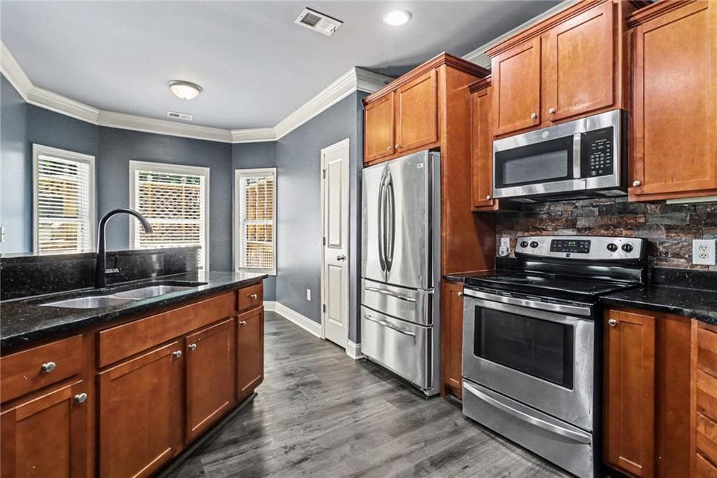 5 bedroom, 3 bathroom, 2,432 sq ft single family residence for sale at 3475 Reynolds Road, Douglasville, GA 30135 — photo 8