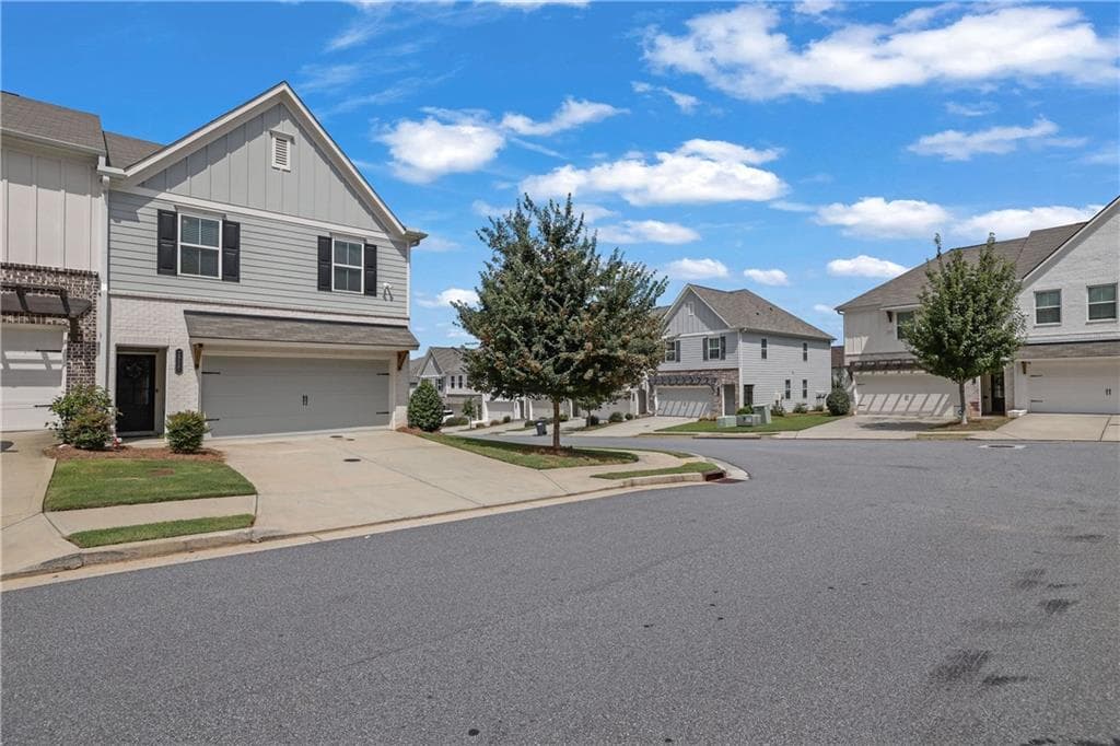 3 bedroom, 3 bathroom, 1,852 sq ft townhouse for sale at 2936 Edgemont Lane, Marietta, GA 30008 — photo 6