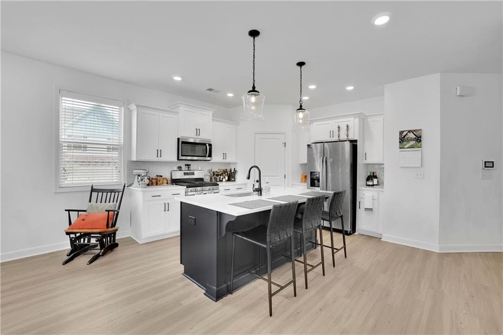 3 bedroom, 3 bathroom, 1,852 sq ft townhouse for sale at 2936 Edgemont Lane, Marietta, GA 30008 — photo 3