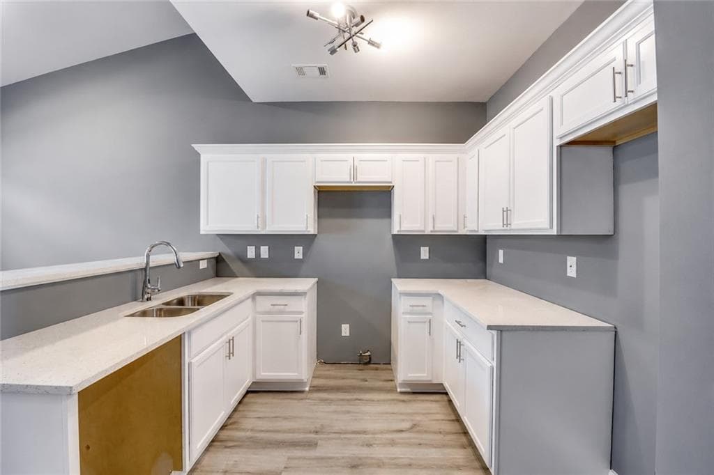 3 bedroom, 3 bathroom, 2,015 sq ft townhouse for sale at 6269 Colonial View, Fairburn, GA 30213 — photo 6