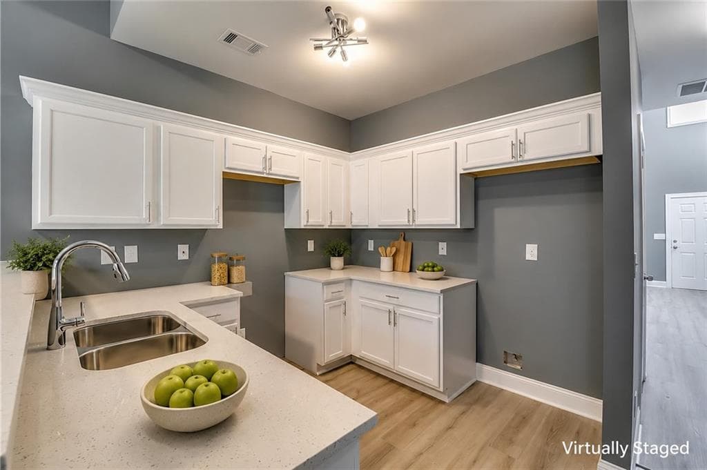 3 bedroom, 3 bathroom, 2,015 sq ft townhouse for sale at 6269 Colonial View, Fairburn, GA 30213 — photo 7