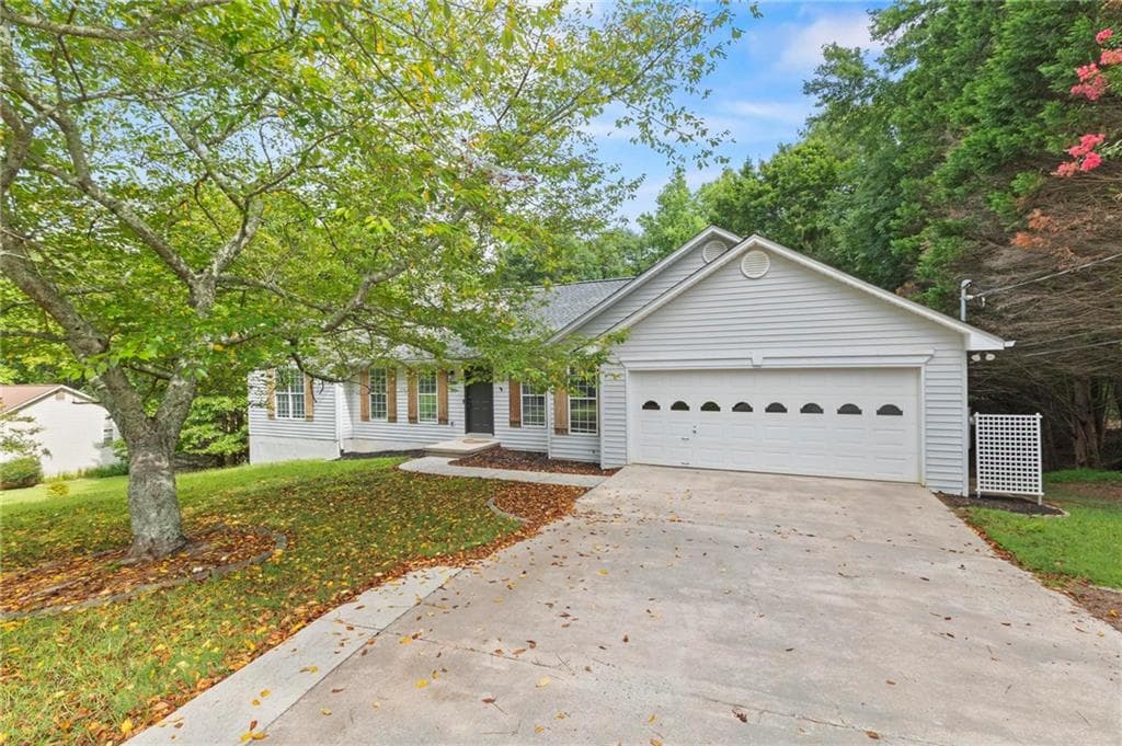 3 bedroom, 3 bathroom, 1,512 sq ft single family residence for rent at 6360 Mountain View Trail, Cumming, GA 30041 for $2,500 a month — photo 1 of 26